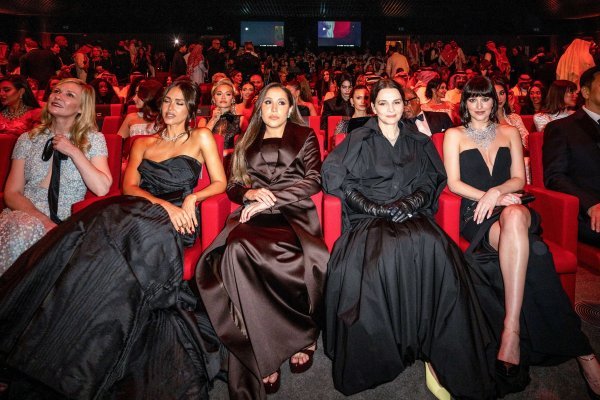 Kirsten Dunst, Jessica Alba, Jomana Alrashid, Juliette Binoche i Dakota Johnson na Red Sea festivalu 2025.
