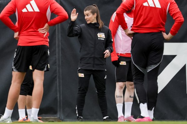 Svi su s nestrpljenjem čekali njezin prvi trening među seniorima: Evo što je rekla igračima