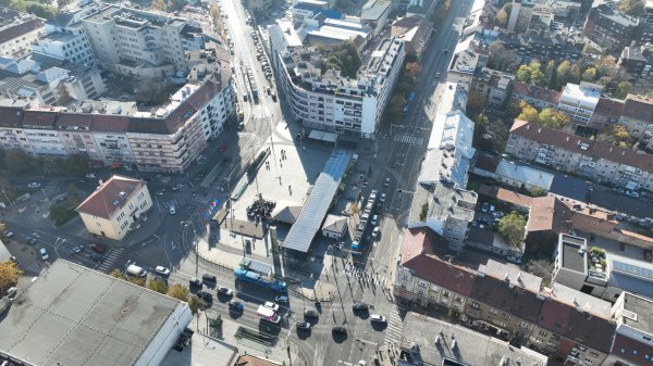 Za zakup se nudi pet poslovnih prostora na Kvatriću