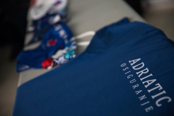 Adriatic osiguranje izlazi s burze: Dioničarima nude 522,83 eura po dionici