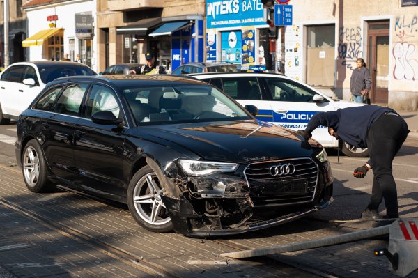 Što ako vas udari auto sa stranim tablicama? Postoji jedna ključna razlika