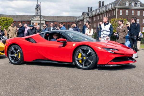Ovaj Ferrari je kupljen za 567.000 dolara: Evo zašto danas vrijedi puno manje
