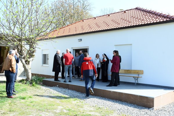 Obilazak obnovljene kuće u Petrinji