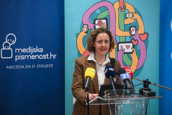 Nina Obuljen Koržinek