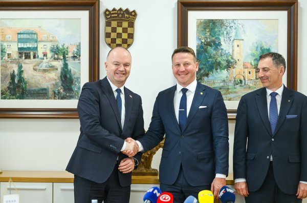 Ivan Šipić i Dario Zurovec - svetonedeljski gradonačelnik iznenada je blizak i ministrima iz Domovinskog pokreta