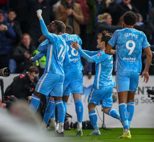 Kultni klub 25 godina nije bio u Premier ligi: Sada ih je legenda na klupi tamo vratila