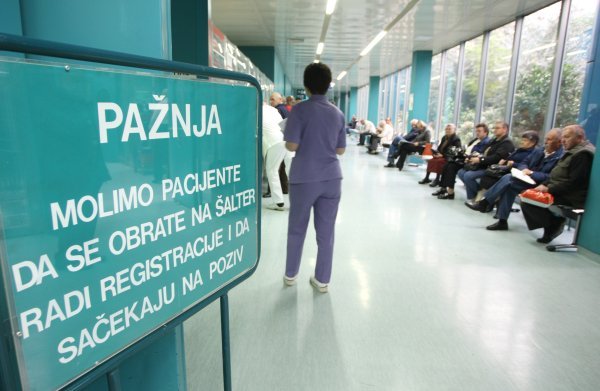 Medicinske sestre i tehničari preklinju Vladu za hitne mjere: Ugrožena održivost sustava