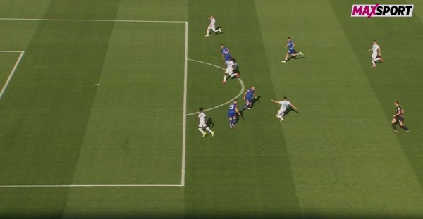 Pogledajte ludnicu na Maksimiru: Rijeka preokrenula nakon još jednog penala, provjera trajala 5 minuta