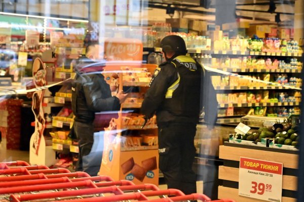 Pucao na prolaznike pa se zabarikadirao u dućan, šest mrtvih: 'Ovo je teroristički napad'