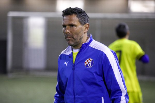 Dinamovi juniori upisali novi poraz, naslov prvaka im je sve dalje