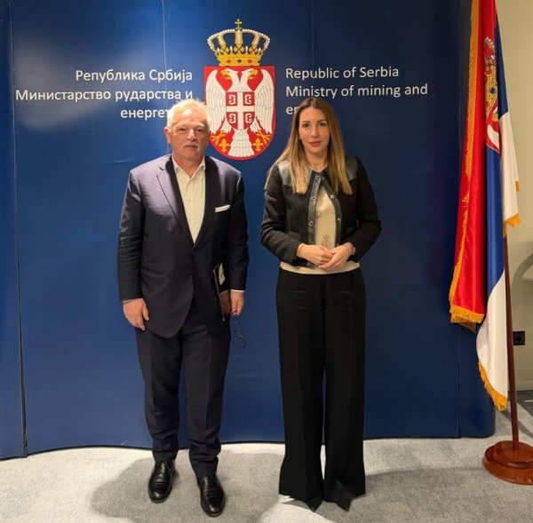 Hernadi na hrvatskoj tjeralici, a u Beogradu sastanči s Vučićevom ministricom