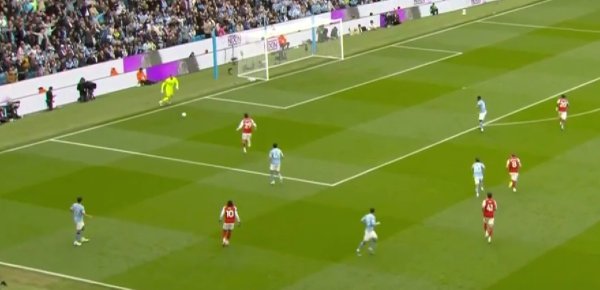 Ludnica na Etihadu u utakmici sezone: Pogledajte golčinu Cityja, a onda i najveću grešku Donnarumme u karijeri