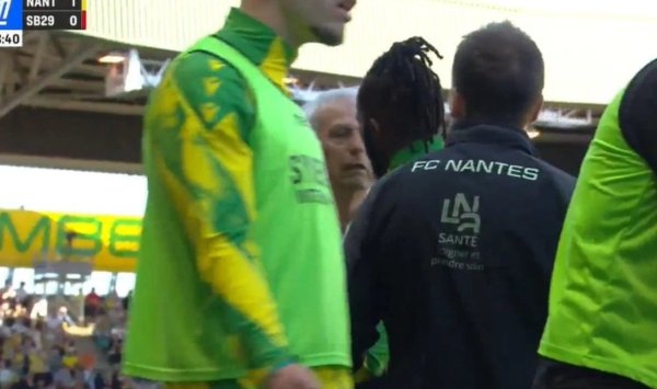 Podivljalog Vahu odvajali od suca: 'Dođi ovdje i reci mi u lice'