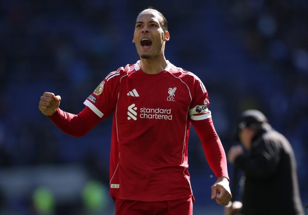 Kakav majstor: Pogledajte ove Van Dijkove brojke, godine mu ne znače ništa!