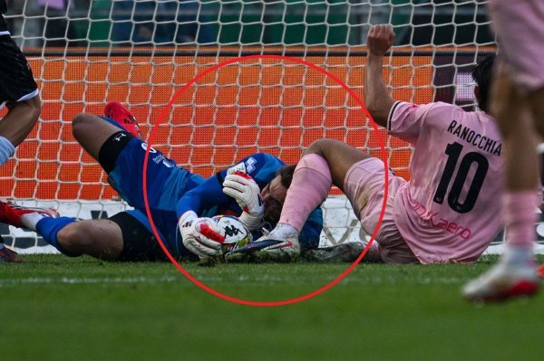 Strašne vijesti: Sin Jürgena Klinsmanna slomio vrat u teškom sudaru na utakmici