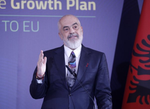 Edi Rama inzistira da je sve po zakonu