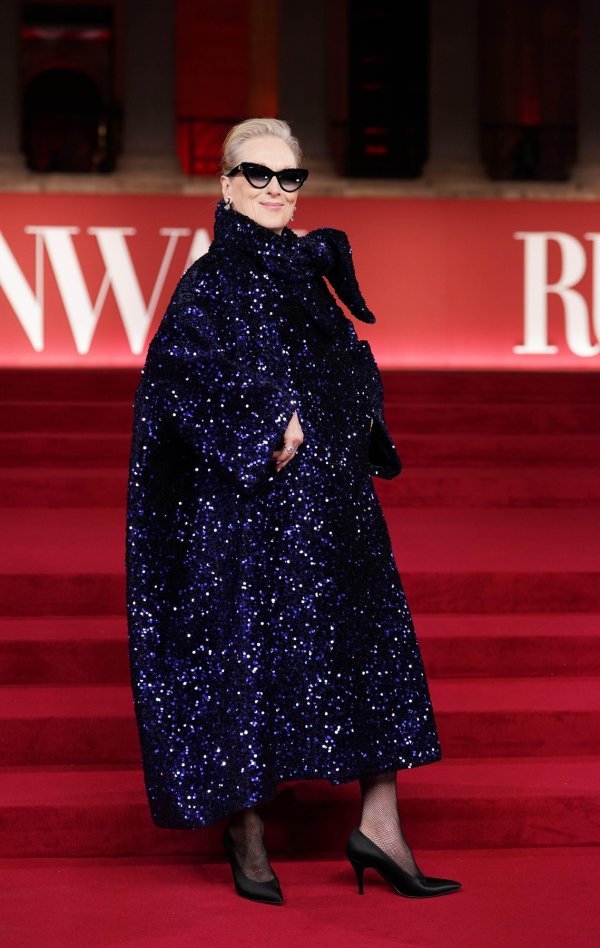 Meryl Streep zabljesnula na crvenom tepihu: U ovoj haljini nemoguće je proći nezapaženo