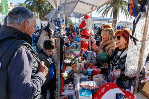 Humanitarni buvljak 'A di si ti?', uz uvijek masovan odziv, postao je - institucija 