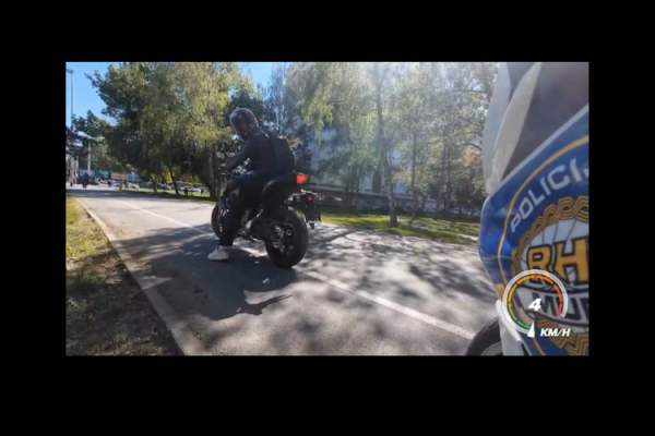 VIDEO Divljao Selskom pa bježao policiji: Vozio motor bez dozvole i prošao kroz crveno