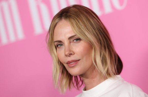 Prelijepa Charlize Theron otkrila čemu duguje mladolik izgled, a odgovor je mnoge nasmijao