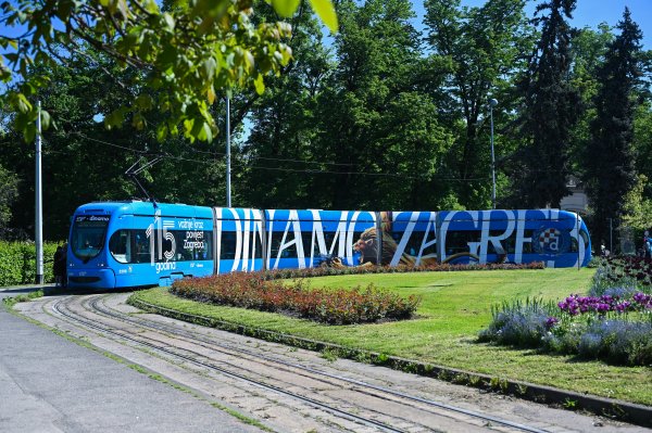 Proslava 115. rođendana GNK Dinamo uz vožnju rođendanskim tramvajem