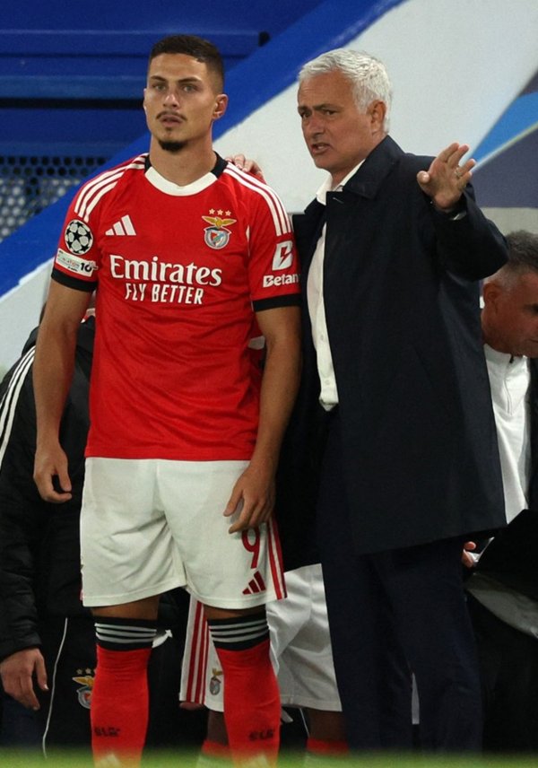 Jose Mourinho poslao jasnu poruku Zlatku Daliću: 'Ivanović? Ne želim se miješati, ali...'