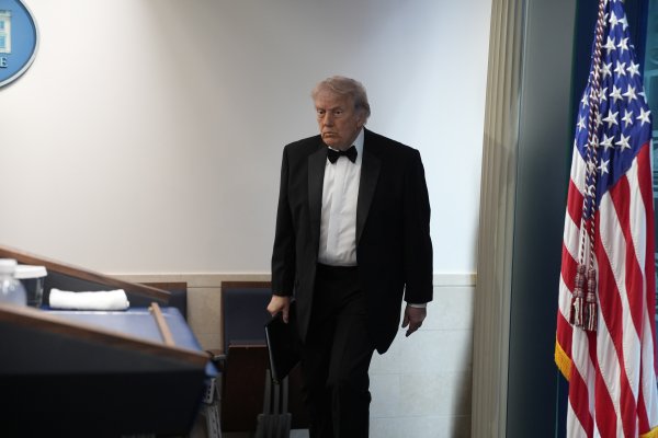 Pucnjava na večeri Udruge dopisnika Bijele kuće