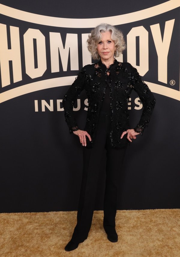 Ma tko bi joj dao 88 godina: Jane Fonda nosi omiljeno odijelo s puno stila