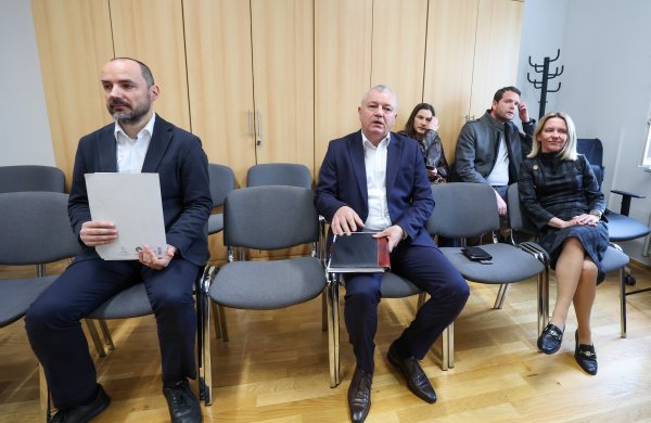 Suđenje u aferi 'Po babama i stričevima'