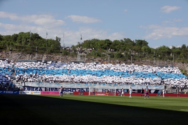 Ovaj transparent je zabranjen Armadi: Pogledajte provokaciju upućenu Torcidi