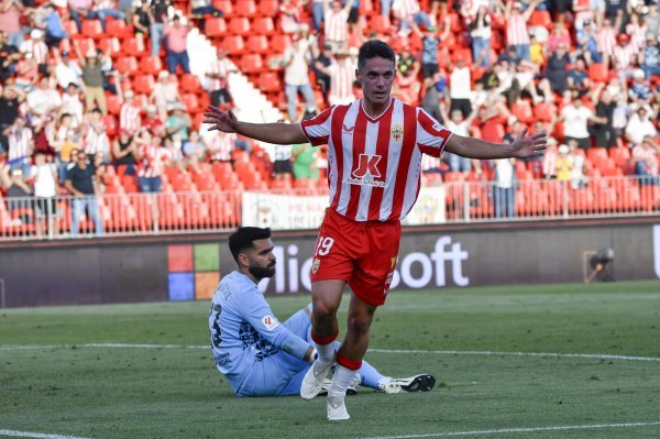 Ovog napadača traži pola Europe: Postao je apsolutni hit u Španjolskoj