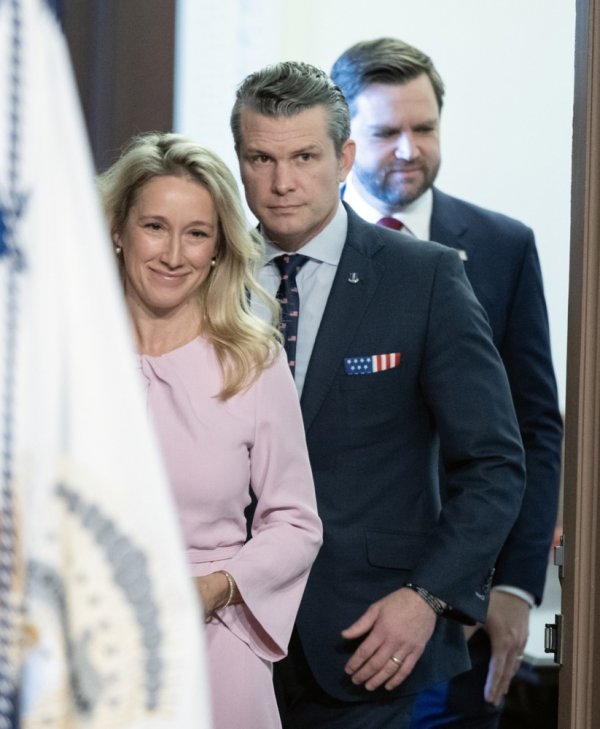 Pete Hegseth i Jennifer Rauchet