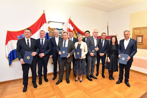 Potpisivanje sporazuma obrtničkih komora sjevera Hrvatske