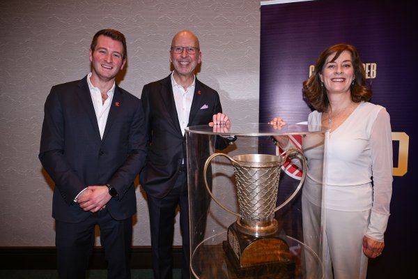 Tko je milijunaš koji je spasio Cibonu i želi je odvesti među europsku elitu?