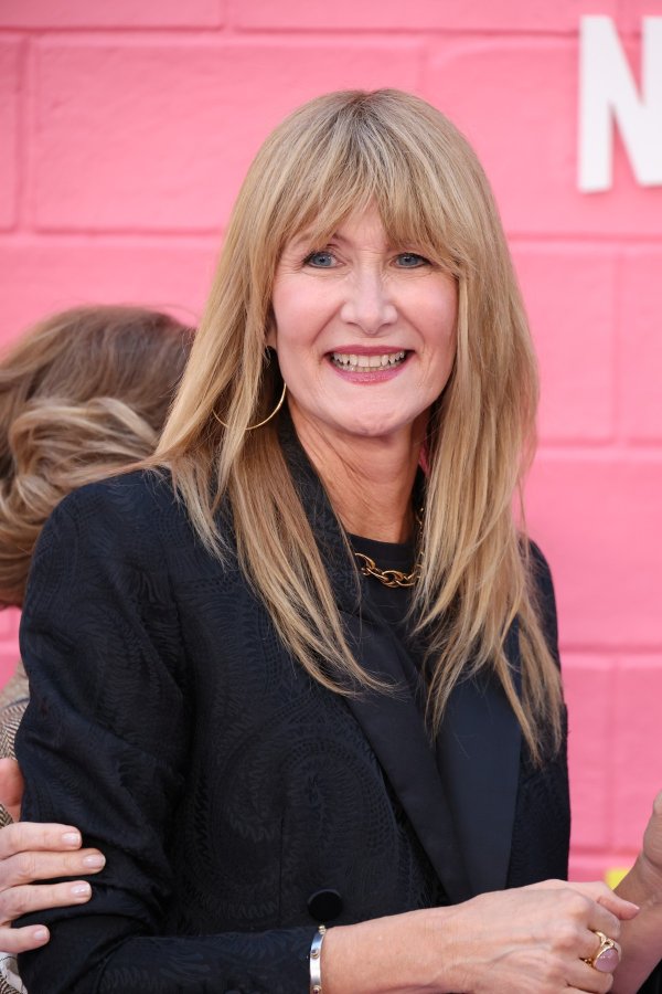 Helena Bonham Carter naglo napustila seriju, a umjesto nje u 'Bijeli lotos' stiže oskarovka Laura Dern