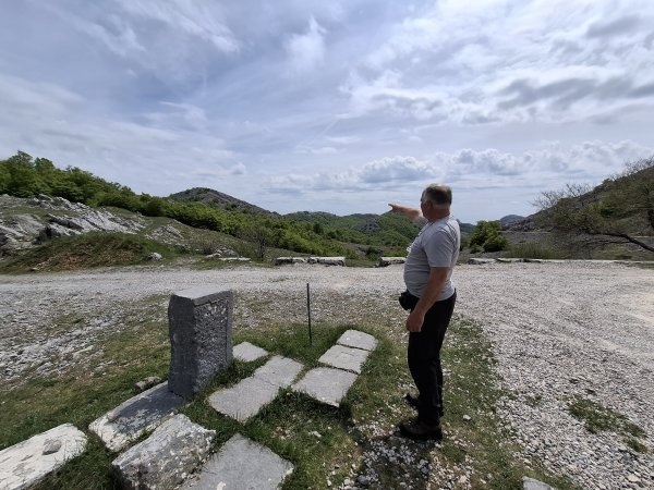 Mjesto na Malom Alanu na kojem je bila granica carstva