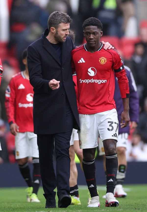 Manchester United riješio veliku dilemu: Mladi talent ostaje u klubu!