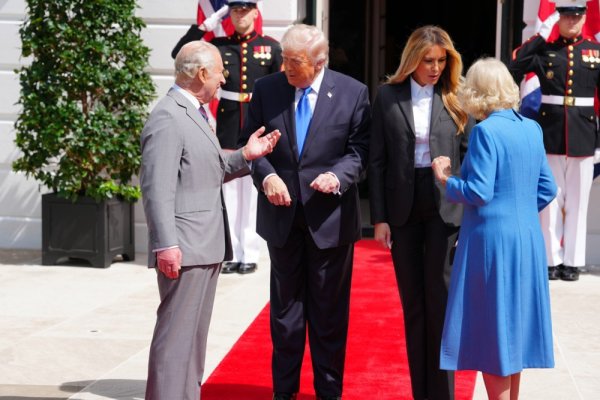 Kraljica Camilla, kralj Charles, Donald i Melania Trump