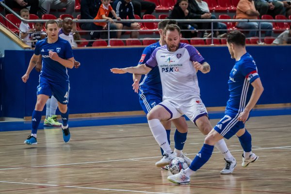 Dinamo vodio 2:0 pa doživio težak poraz u Makarskoj. Pogledajte ludu utakmicu i sve golove