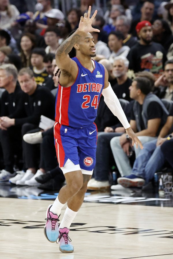 Nevjerojatna noć u NBA-u: Trica za pobjedu u zadnjoj sekundi i preokret od -24 za majstoricu