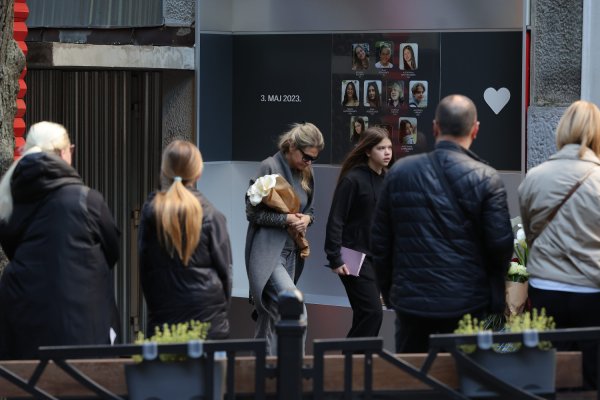 Obilježavanje treće godišnjice masovnog ubojstva u Osnovnoj školi Vladisav Ribnikar