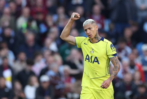 Tottenham stigao do druge uzastopne pobjede i pobjegao iz zone ispadanja