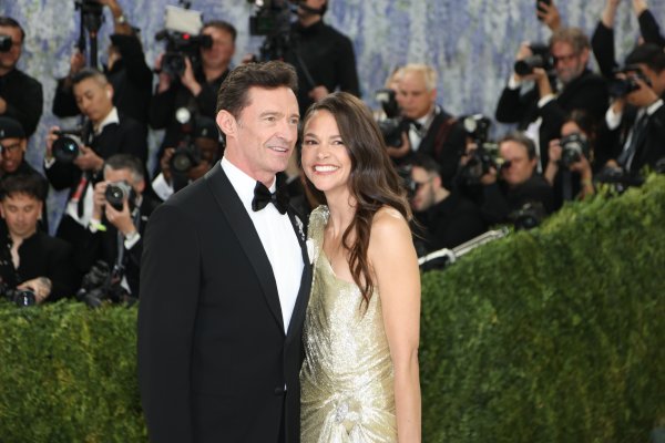 Hugh Jackman i Sutton Foster