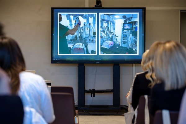 Robotska kirurgija mijenja ginekologiju: Brži oporavak, visoka preciznost i smanjen rizik od komplikacija