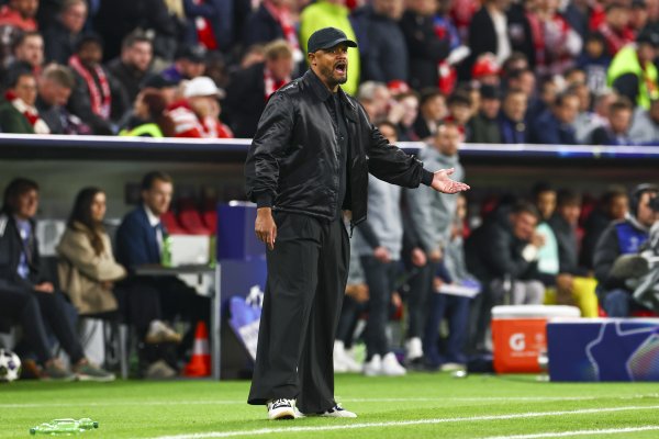 Kompany podivljao pred kamerama nakon ispadanja Bayerna: 'Ovo je jednostavno smiješno'