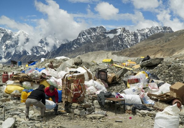 Nepal ove godine izdao rekordan broj dozvola za uspon na Everest