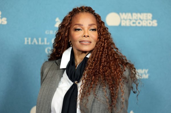 Dugo je nismo vidjeli: Janet Jackson u rijetkom pojavljivanju na crvenom tepihu