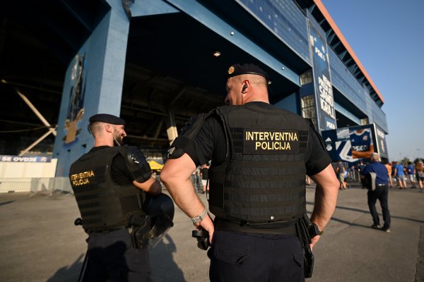 Policija se oglasila uoči derbija Dinama i Hajduka: Ovo su važne informacije za navijače