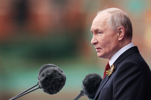 Putin odaslao znakovite poruke s vojne parade, spomenuo i NATO: Spasili smo Europu