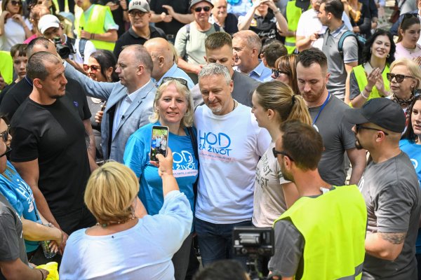 Marko Perković Thompson na Hodu za život